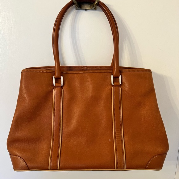 Authentic Coach tote bag - Picture 1 of 9